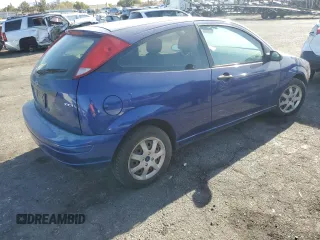 2005 Ford Focus S with VIN 3FAFP31N95R107868, listed as a Copart auction lot 85765944 with 189,739 mi miles and Salvage Title. Bid and sale history available at carsss.com. Image 3.