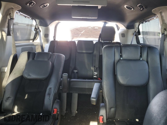 2016 Dodge Grand Caravan SXT with VIN 2C4RDGCG5GR219517, listed as a Copart auction lot 50052405 with 104,552 mi miles and Salvage Title. Bid and sale history available at DreamBid. Image 10.