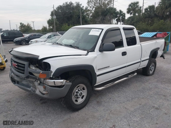 2007 GMC Sierra 2500HD Classic SLE1 with VIN 1GTHC29U77E115168, listed as a IAAI auction lot 41345086 with 161,607 mi miles. Bid and sale history available at carsss.com. Image 17.