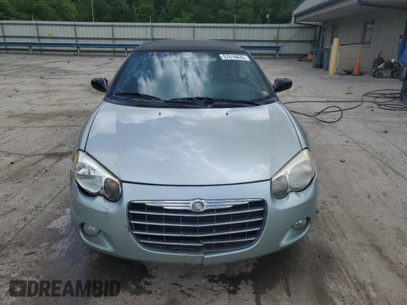 2004 Chrysler Sebring Limited z VIN 1C3EL65R74N181053, wystawiony jako Copart lot #57616835 z przebiegiem 90 898 mil mil oraz Szkoda całkowita • Salvage title. Historia ofert i sprzedaży dostępna na DreamBid. Obrazek 5.