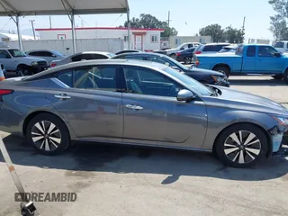 2019 Nissan Altima SL z VIN 1N4BL4EV1KC219911, wystawiony jako IAAI lot #42402741 z przebiegiem 57 849 mil mil oraz . Historia ofert i sprzedaży dostępna na DreamBid. Obrazek 14.