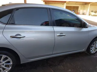2019 Nissan Sentra S z VIN 3N1AB7AP0KY431212, wystawiony jako IAAI lot #41615063 z przebiegiem 129 322 mil mil oraz . Historia ofert i sprzedaży dostępna na DreamBid. Obrazek 14.