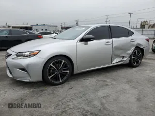 2016 Lexus ES 300h z VIN JTHBW1GG9G2116794, wystawiony jako Copart lot #50635095 z przebiegiem 248 087 mil mil oraz Szkoda całkowita • Salvage title. Historia ofert i sprzedaży dostępna na DreamBid. Obrazek 1.