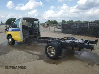 2016 Ford Econoline Commercial z VIN 1FDXE4FS6GDC19995, wystawiony jako Copart lot #55162035 z przebiegiem 241 783 mil mil oraz Tytuł czysty. Historia ofert i sprzedaży dostępna na DreamBid. Obrazek 2.