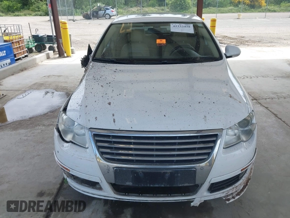 2008 Volkswagen Passat 3.6L V6 with VIN WVWCU73C18P112907, listed as a IAAI auction lot 42333428 with 113,174 mi miles and . Bid and sale history available at DreamBid. Image 12.