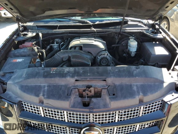 2013 Cadillac Escalade ESV Premium z VIN 1GYS4JEF1DR147715, wystawiony jako Copart lot #60710254 z przebiegiem 253 545 mil mil oraz Szkoda całkowita • Salvage title. Historia ofert i sprzedaży dostępna na DreamBid. Obrazek 12.