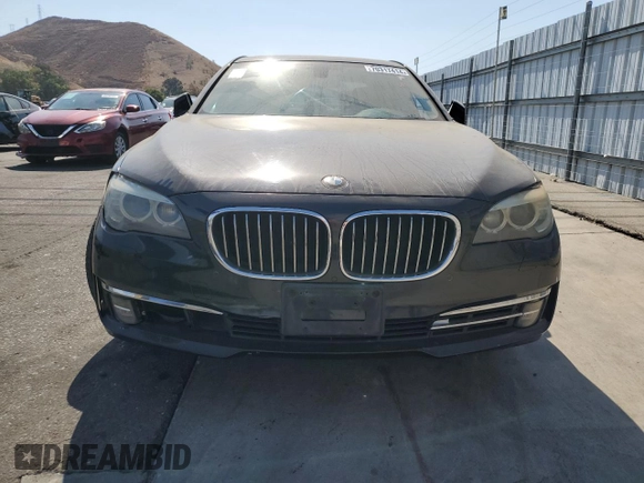 2013 BMW 7 Series 740i with VIN WBAYA6C52DC995036, listed as a Copart auction lot 70317414 with 126,246 mi miles and Clean Title. Bid and sale history available at carsss.com. Image 5.