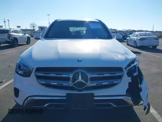 2020 Mercedes-Benz GLC 300 z VIN WDC0G8EB4LF716707, wystawiony jako IAAI lot #41695111 z przebiegiem 27 715 mil mil oraz . Historia ofert i sprzedaży dostępna na DreamBid. Obrazek 12.