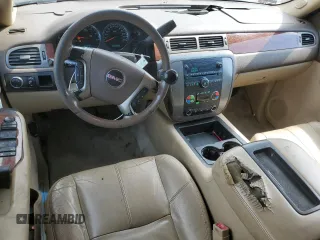 2008 GMC Yukon XL SLT 4SB z VIN 1GKFC16J18R268039, wystawiony jako Copart lot #58299225 z przebiegiem 248 509 mil mil oraz Tytuł czysty. Historia ofert i sprzedaży dostępna na DreamBid. Obrazek 8.