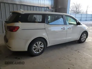 2018 Kia Sedona L with VIN KNDMA5C17J6408784, listed as a Copart auction lot 44455015 with 136,704 mi miles and Non Repairable. Bid and sale history available at carsss.com. Image 3.