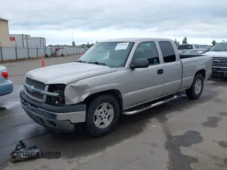 2005 Chevrolet Silverado 1500 LS with VIN 2GCEC19V751211824, listed as a IAAI auction lot 41944646 with 209,917 mi miles and . Bid and sale history available at DreamBid. Image 2.
