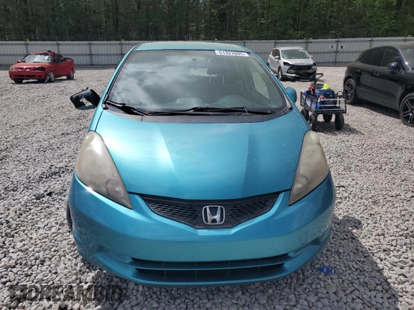 2013 Honda Fit with VIN JHMGE8H39DC019758, listed as a Copart auction lot 51323995 with 148,321 mi miles and Salvage Title. Bid and sale history available at carsss.com. Image 5.