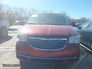 2015 Chrysler Town & Country Touring with VIN 2C4RC1BG9FR751398, listed as a IAAI auction lot 41646478 with 239,433 mi miles. Bid and sale history available at carsss.com. Image 6.