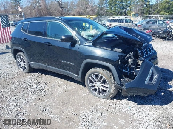 2020 Jeep Compass Latitude with VIN 3C4NJDBB5LT222386, listed as a IAAI auction lot 41851936 with 91,246 mi miles. Bid and sale history available at carsss.com. Image 1.