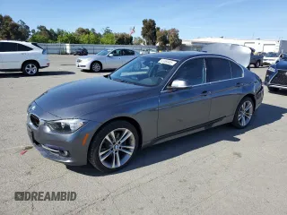 2017 BMW 3 Series 330i z VIN WBA8B9G31HNT89826, wystawiony jako Copart lot #52460455 z przebiegiem 51 455 mil mil oraz Szkoda całkowita • Salvage title. Historia ofert i sprzedaży dostępna na DreamBid. Obrazek 1.