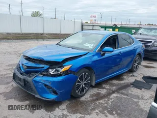 2019 Toyota Camry LE z VIN 4T1B11HK6KU217769, wystawiony jako IAAI lot #41900518 z przebiegiem 104 604 mil mil oraz . Historia ofert i sprzedaży dostępna na DreamBid. Obrazek 17.