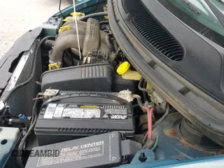 2000 Dodge Caravan with VIN 2B4FP25B8YR708751, listed as a IAAI auction lot 42471041 with 200,820 mi miles and . Bid and sale history available at DreamBid. Image 13.
