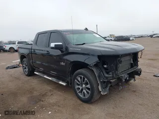 2019 Chevrolet Silverado 1500 LT with VIN 3GCPWCED2KG192403, listed as a IAAI auction lot 41549177 with 62,071 mi miles. Bid and sale history available at carsss.com. Image 14.