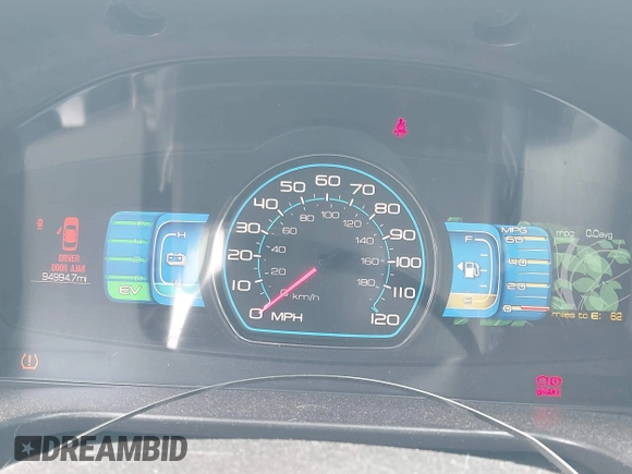 2010 Ford Fusion Hybrid с VIN 3FADP0L38AR296069, выставлен на аукционе IAAI как лот 42760565 с пробегом 94 994 миль миль и . История ставок и продаж доступна на DreamBid. Изображение 7.