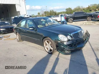 2009 Mercedes-Benz E 550 with VIN WDBUF90X09B440074, listed as a IAAI auction lot 41501459 with 142,489 mi miles and . Bid and sale history available at carsss.com. Image 1.