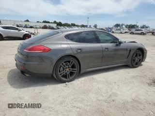 2016 Porsche Panamera 4S z VIN WP0AB2A75GL050164, wystawiony jako Copart lot #48320563 z przebiegiem 31 334 mil mil oraz . Historia ofert i sprzedaży dostępna na DreamBid. Obrazek 3.