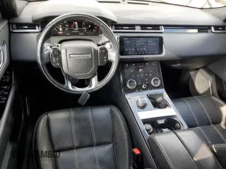 2018 Land Rover Range Rover Velar R-Dynamic SE z VIN SALYL2RX2JA778522, wystawiony jako Copart lot #47292865 z przebiegiem 76 848 mil mil oraz Czysty tytuł • Clean title. Historia ofert i sprzedaży dostępna na DreamBid. Obrazek 8.