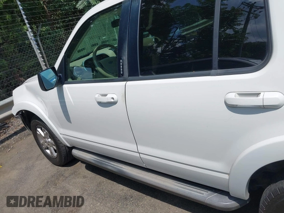2010 Ford Explorer XLT with VIN 1FMEU6DEXAUA89424, listed as a IAAI auction lot 42612517 with 203,058 mi miles and . Bid and sale history available at DreamBid. Image 14.