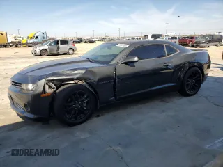 2015 Chevrolet Camaro LS z VIN 2G1FB1E33F9305030, wystawiony jako Copart lot #54241805 z przebiegiem 137 213 mil mil oraz Szkoda całkowita • Salvage title. Historia ofert i sprzedaży dostępna na DreamBid. Obrazek 1.