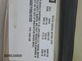 2006 Cadillac DTS 1SC z VIN 1G6KD57Y06U187282, wystawiony jako Copart lot #72627494 z przebiegiem 142 191 mil mil oraz Szkoda całkowita • Salvage title. Historia ofert i sprzedaży dostępna na DreamBid. Obrazek 14.