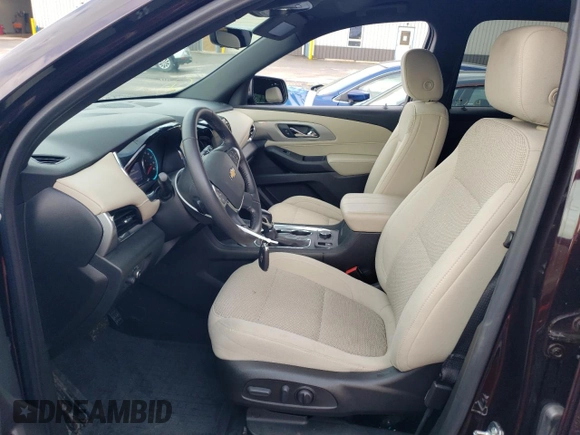 2022 Chevrolet Traverse LT Cloth z VIN 1GNEVGKW1NJ151150, wystawiony jako Copart lot #55444375 z przebiegiem 31 076 mil mil oraz Szkoda całkowita • Salvage title. Historia ofert i sprzedaży dostępna na DreamBid. Obrazek 7.