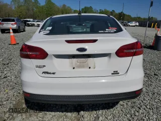 2018 Ford Focus SE with VIN 1FADP3FE4JL220247, listed as a Copart auction lot 52694315 with 25,285 mi miles and Salvage Title. Bid and sale history available at carsss.com. Image 6.