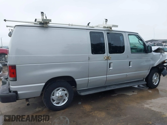 2009 Ford Econoline Cargo Commercial z VIN 1FTNE14W29DA56023, wystawiony jako IAAI lot #42362663 z przebiegiem 211 326 mil mil oraz . Historia ofert i sprzedaży dostępna na DreamBid. Obrazek 13.