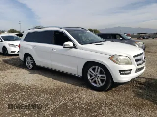 2016 Mercedes-Benz GL with VIN 4JGDF6EE4GA637674, listed as a Copart auction lot 86203394 with 111,764 mi miles and Salvage Title. Bid and sale history available at carsss.com. Image 4.
