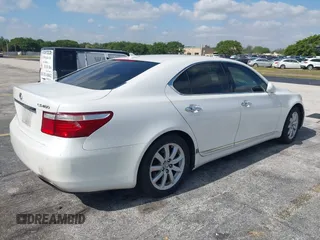 2008 Lexus LS 460 with VIN JTHBL46F485057947, listed as a IAAI auction lot 42087768 with 344,631 mi miles. Bid and sale history available at carsss.com. Image 4.