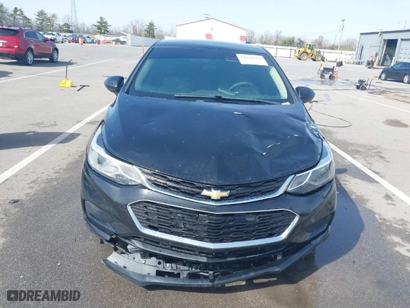 2018 Chevrolet Cruze LT with VIN 1G1BE5SM6J7210854, listed as a IAAI auction lot 39136762 with 112,023 mi miles. Bid and sale history available at carsss.com. Image 6.