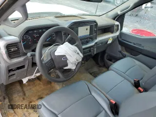 2022 Ford F-150 XL with VIN 1FTMF1EB1NKD82924, listed as a Copart auction lot 62689774 with 46,183 mi miles and Salvage title. Bid and sale history available at DreamBid. Image 8.