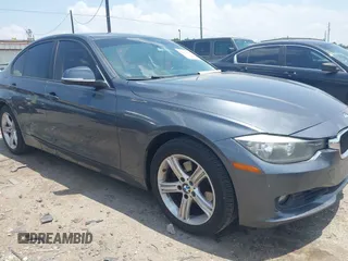 2013 BMW 3 Series 328i с VIN WBA3A5C57DF604076, выставлен на аукционе IAAI как лот 42438107 с пробегом 99 467 миль миль и . История ставок и продаж доступна на DreamBid. Изображение 1.