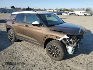 2021 Chevrolet TrailBlazer ACTIV with VIN KL79MSSL6MB105504, listed as a Copart auction lot 48411895 with 34,978 mi miles and Salvage Title. Bid and sale history available at DreamBid. Image 4.