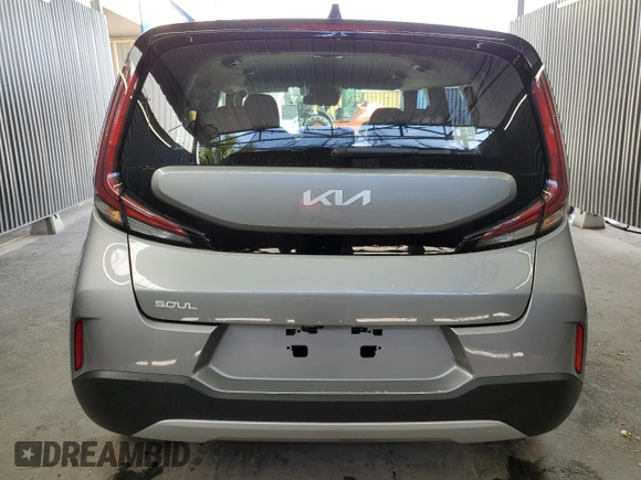 2025 Kia Soul LX with VIN KNDJ23AU0S7931948, listed as a Copart auction lot 54365495 with 8,046 mi miles and Clean Title. Bid and sale history available at DreamBid. Image 6.