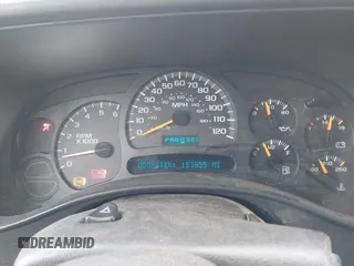2005 Chevrolet Silverado 1500 LS with VIN 2GCEC19T951272462, listed as a IAAI auction lot 41979435 with 153,855 mi miles. Bid and sale history available at carsss.com. Image 7.