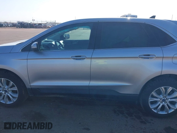 2022 Ford Edge Titanium z VIN 2FMPK4K95NBA33637, wystawiony jako IAAI lot #42074777 z przebiegiem 58 733 mil mil oraz . Historia ofert i sprzedaży dostępna na DreamBid. Obrazek 14.