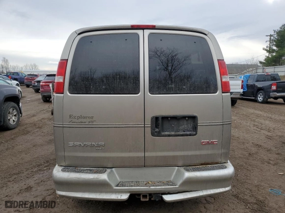 2003 GMC Savana Cargo Van YF7 Upfitter with VIN 1GDFH15T431193145, listed as a Copart auction lot 82860714 with 259,622 mi miles and Clean Title. Bid and sale history available at carsss.com. Image 6.