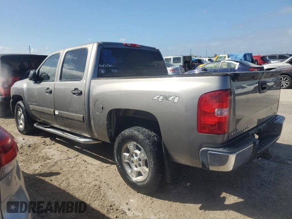 2007 Chevrolet Silverado 1500 LT w/1LT with VIN 3GCEK13C87G511053, listed as a Copart auction lot 76103914 with 198,925 mi miles and Salvage Title. Bid and sale history available at carsss.com. Image 2.