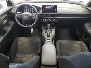 2024 Honda HR-V LX with VIN 3CZRZ2H37RM761118, listed as a Copart auction lot 60245595 with 17,427 mi miles and Salvage title. Bid and sale history available at DreamBid. Image 8.
