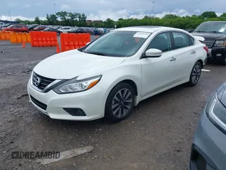2016 Nissan Altima SR with VIN 1N4AL3AP8GC159145, listed as a IAAI auction lot 42188690 with 28,403 mi miles and . Bid and sale history available at DreamBid. Image 2.