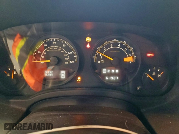 2015 Jeep Patriot Latitude with VIN 1C4NJPFB5FD263798, listed as a Copart auction lot 59739195 with 61,927 mi miles and Clean title. Bid and sale history available at DreamBid. Image 9.