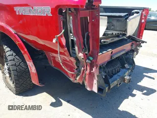2022 Ford F-250 XL с VIN 1FT7W2BN8NEF40045, выставлен на аукционе IAAI как лот 41959655 с пробегом 61 909 миль миль и . История ставок и продаж доступна на DreamBid. Изображение 18.