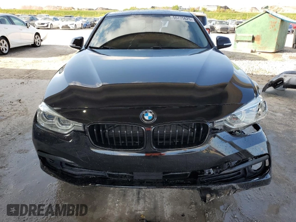 2018 BMW 3 Series 320i xDrive z VIN WBA8A3C51JA489672, wystawiony jako Copart lot #55775625 z przebiegiem 66 626 mil mil oraz Szkoda całkowita • Salvage title. Historia ofert i sprzedaży dostępna na DreamBid. Obrazek 5.