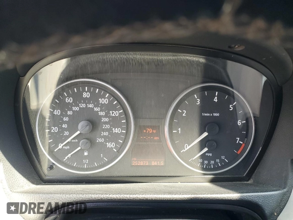 2006 BMW 3 Series 325i с VIN WBAVB13536PS66610, выставлен на аукционе Copart как лот 62310295 с пробегом 252 873 миль миль и Списание • Salvage title. История ставок и продаж доступна на DreamBid. Изображение 9.