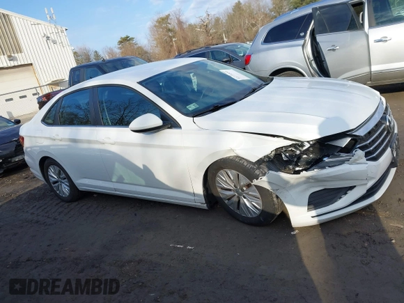 2020 Volkswagen Jetta S z VIN 3VWCB7BU1LM074767, wystawiony jako IAAI lot #41775551 z przebiegiem 65 037 mil mil oraz . Historia ofert i sprzedaży dostępna na DreamBid. Obrazek 13.